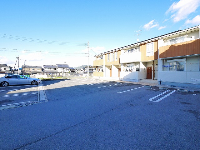 駐車場　駐車場があります