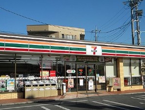 コンビニ　セブンイレブン 蕨錦町2丁目店（コンビニ）まで529m