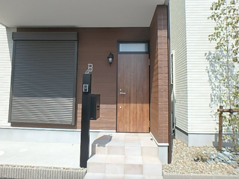 Trailの玄関写真