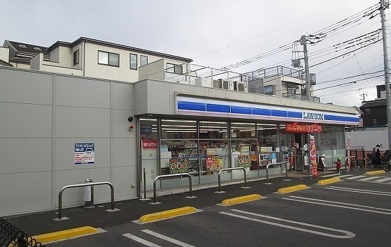 コンビニ　ローソン さいたま白幡4丁目店（コンビニ）まで400m