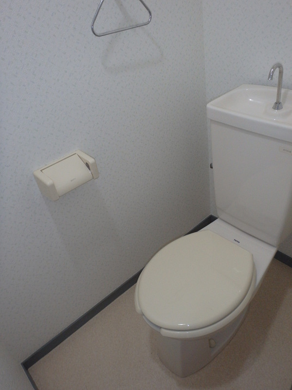 フクエイマンションのトイレ写真