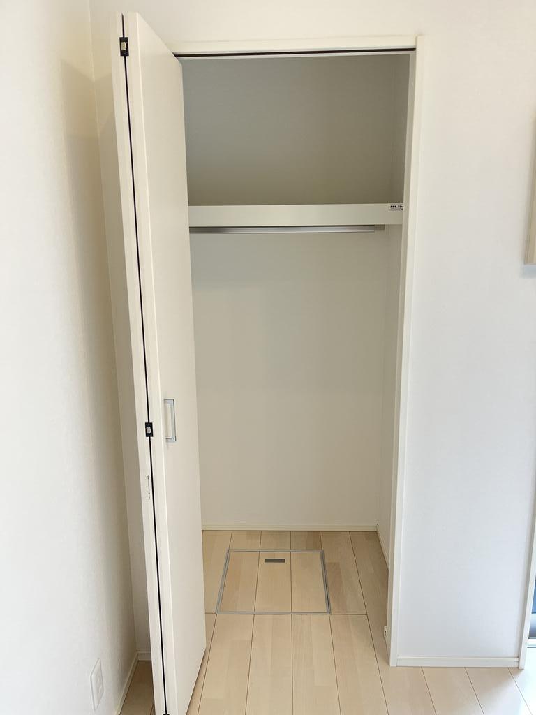 収納　同タイプ同モデルを使用