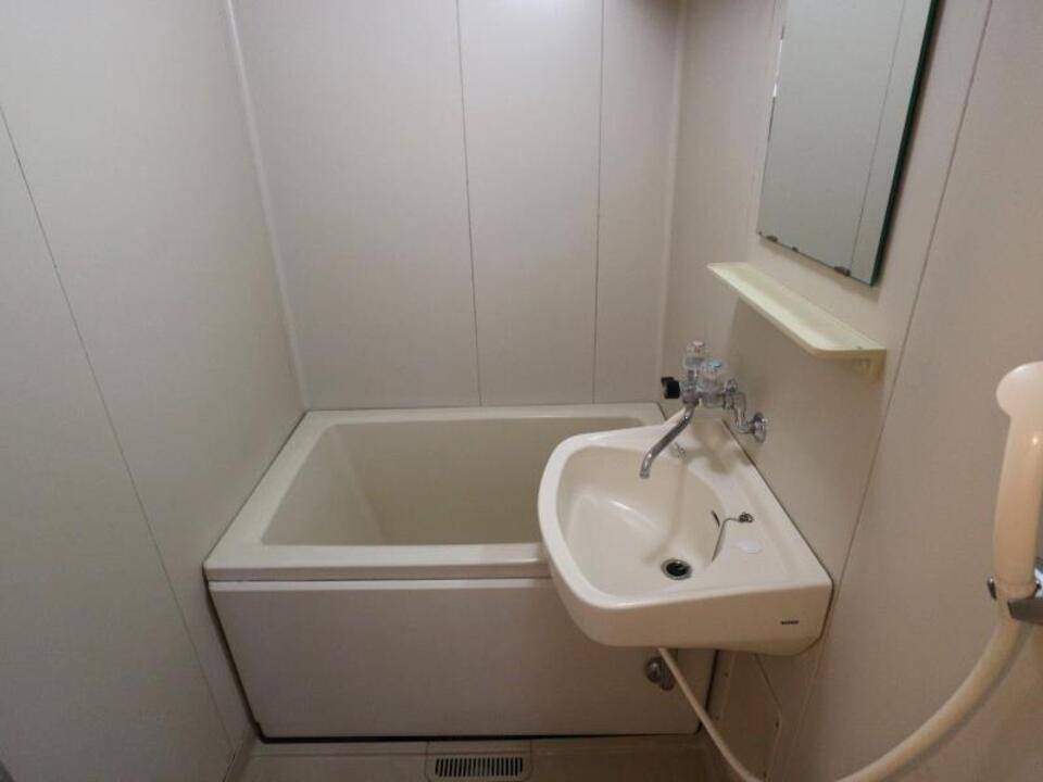 バス・シャワールーム　浴室