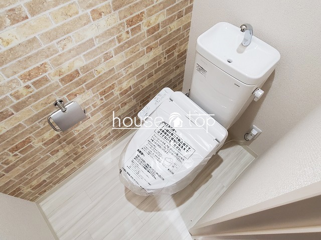 トイレ　ウォシュレット完備