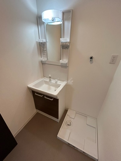 洗面設備　洗濯機・ドライヤーなど家具家電を賃料内で設置