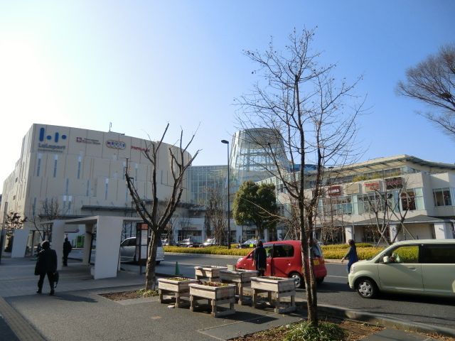 【ART RESIDENCE IN KASHIWA-no-HAのショッピングセンター】