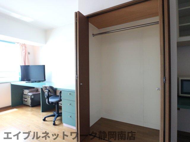 収納　ちょっとした収納スペースも充実しています