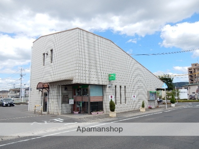 銀行　トマト銀行／竜操支店（銀行）まで74m