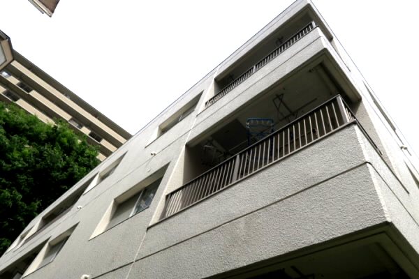 東京都調布市国領町３（マンション）の賃貸物件の外観