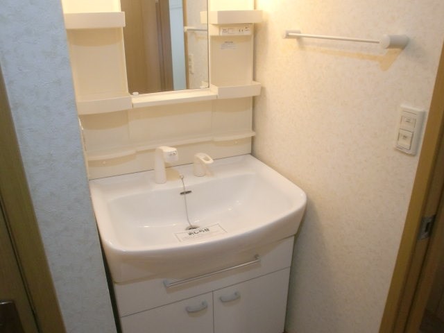 洗面設備　同型タイプ