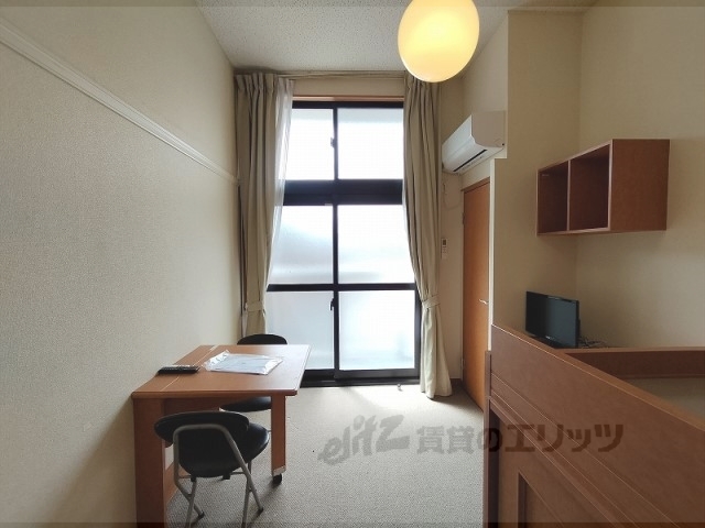 居室・リビング　居室