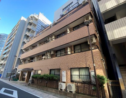 千代田区神田淡路町のマンションの建物外観