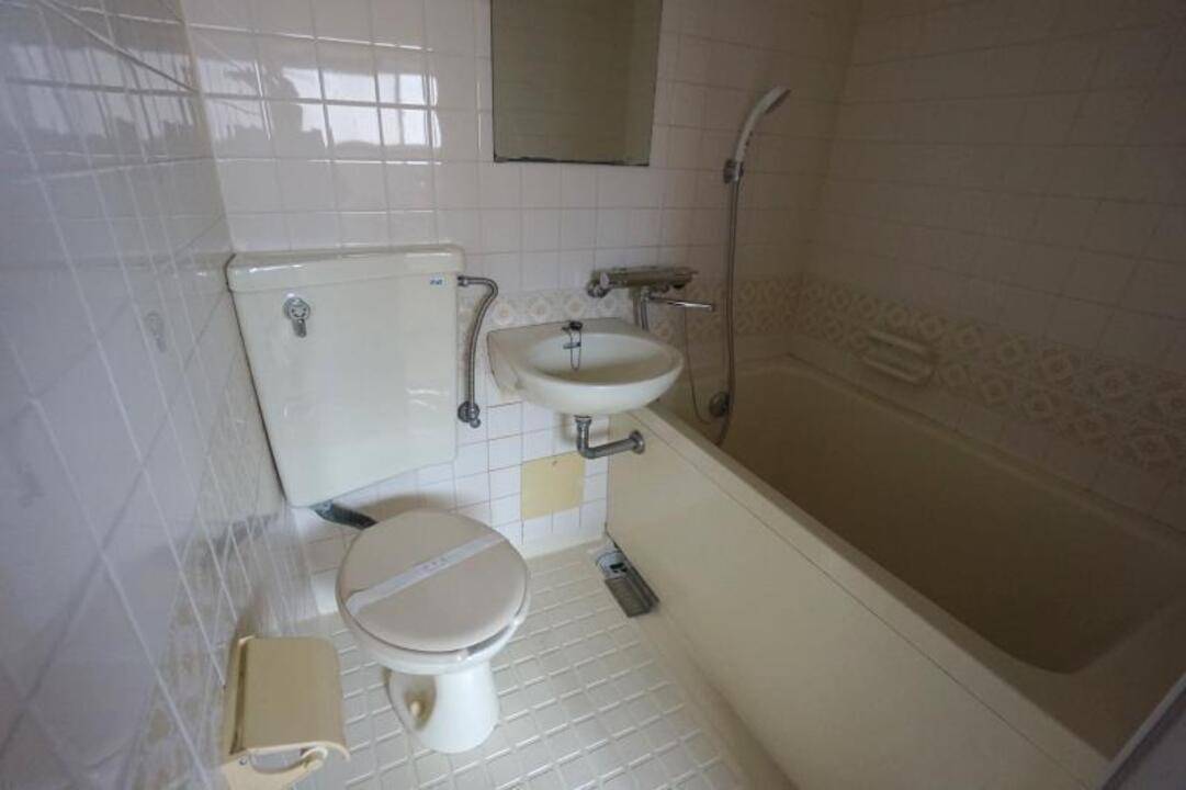 バス・シャワールーム　浴室