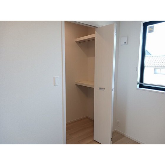 収納　ウォークインクローゼット