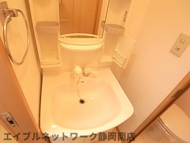 洗面設備　洗面所です