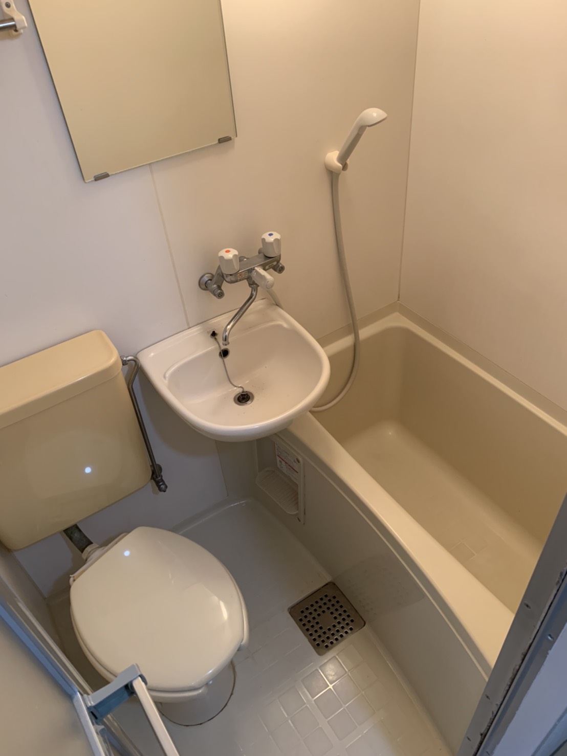 バス・シャワールーム　日々の疲れを癒すお風呂付です