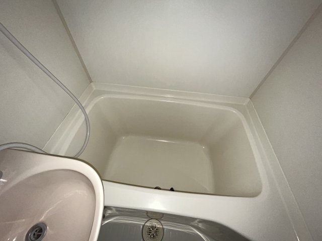 バス・シャワールーム　お風呂で日々の疲れを落としましょう