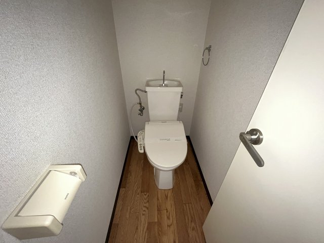 トイレ　シンプルで使いやすいトイレです