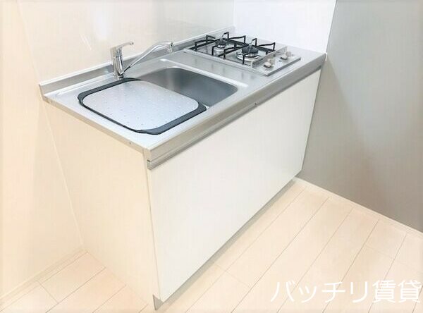 【名古屋市千種区城木町のアパートのキッチン】