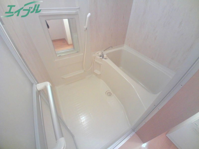 バス・シャワールーム　同型別部屋写真