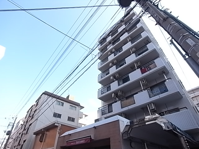 神戸市灘区深田町のマンションの建物外観