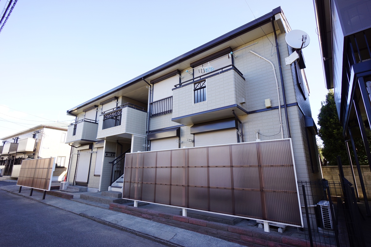 シティ東一番館の建物外観