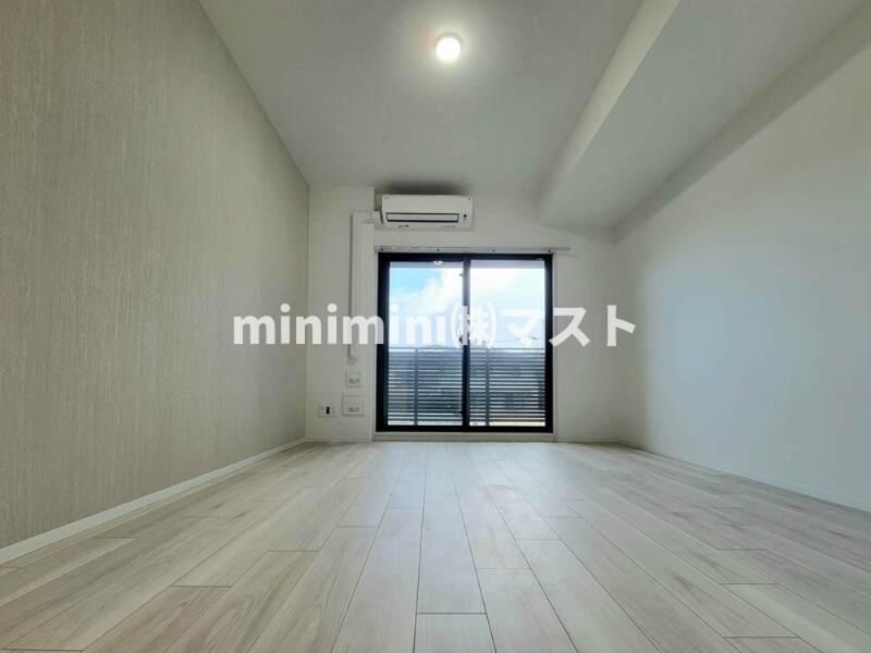 居室・リビング　お部屋によってカラーリングが異なります