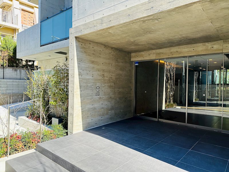 エントランス　エントランス