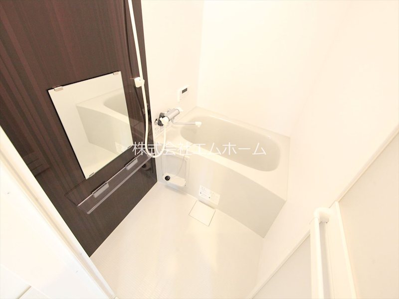 バス・シャワールーム　浴室暖房乾燥機付　追い焚き・オートバス機能付お風呂