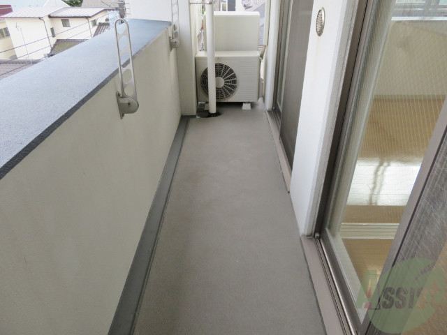 バルコニー　バルコニーがついて晴れの日は洗濯物が干せますね