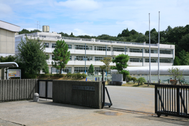 小学校　相模原市立旭小学校（小学校）まで629m