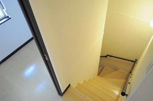 その他共有部分　玄関から居室へのアプローチ