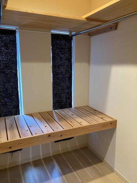 収納　２階納戸約３帖