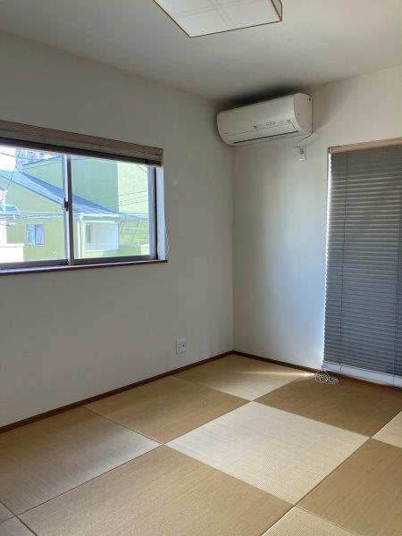 居室・リビング　２階和室約６．５帖