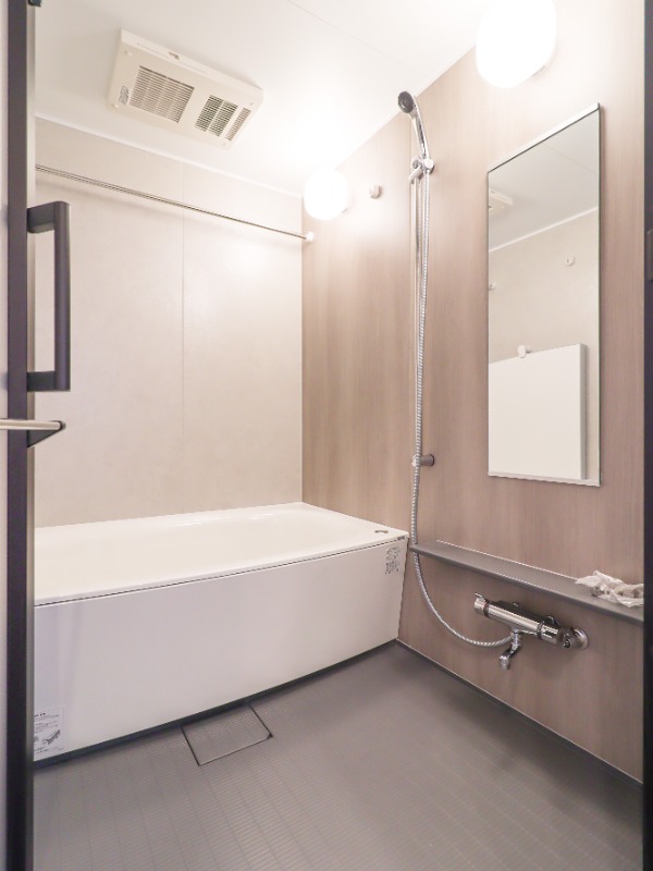 バス・シャワールーム　図面と現状に相違がある場合には現状を優先