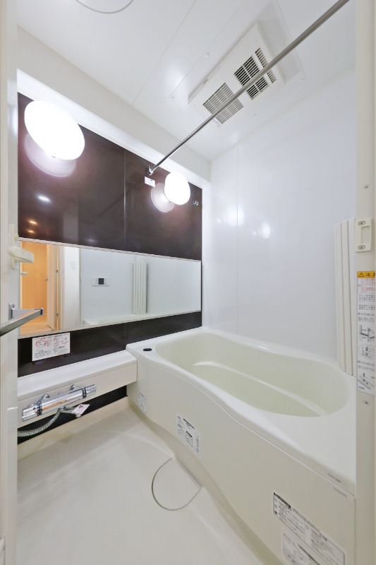 バス・シャワールーム　追い焚き・浴室暖房乾燥機付バスルーム