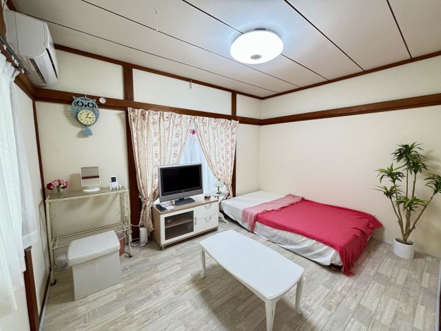 居室・リビング　☆2面採光の明るいリビングダイニング☆