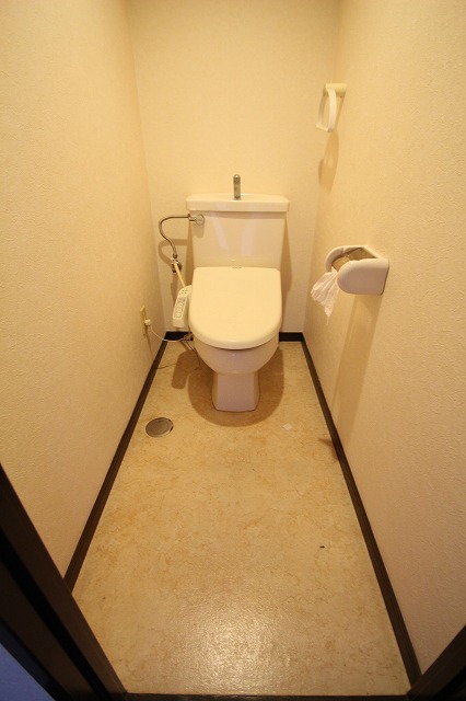 トイレ　同物件別室です。