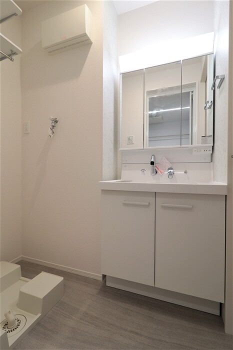 洗面設備　室内洗濯機置場