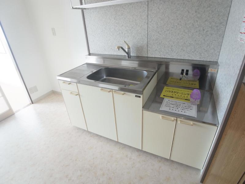 キッチン　広々キッチンです。