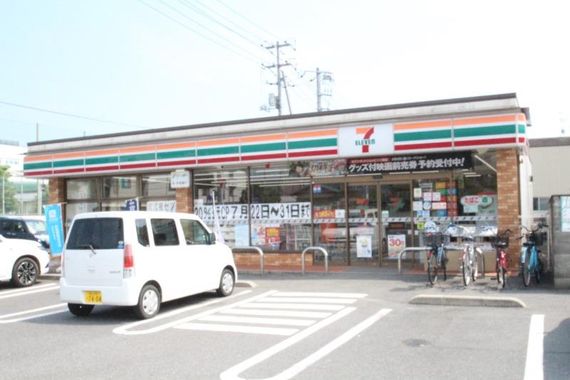 コンビニ　セブン-イレブン 岡山西大寺駅前店（コンビニ）まで128m