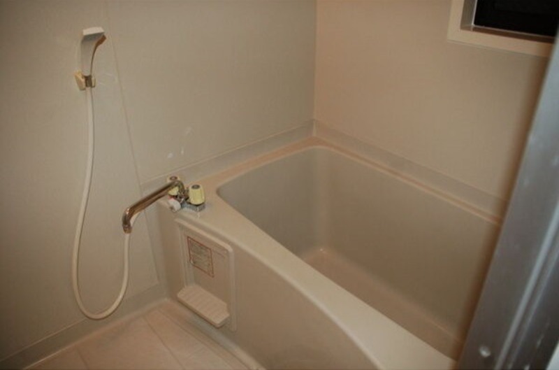 バス・シャワールーム　図面と現状に相違がある場合には現状を優先