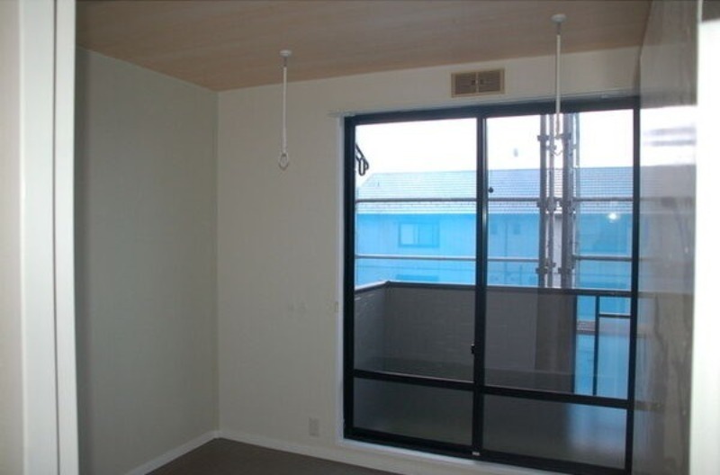 居室・リビング　図面と現状に相違がある場合には現状を優先