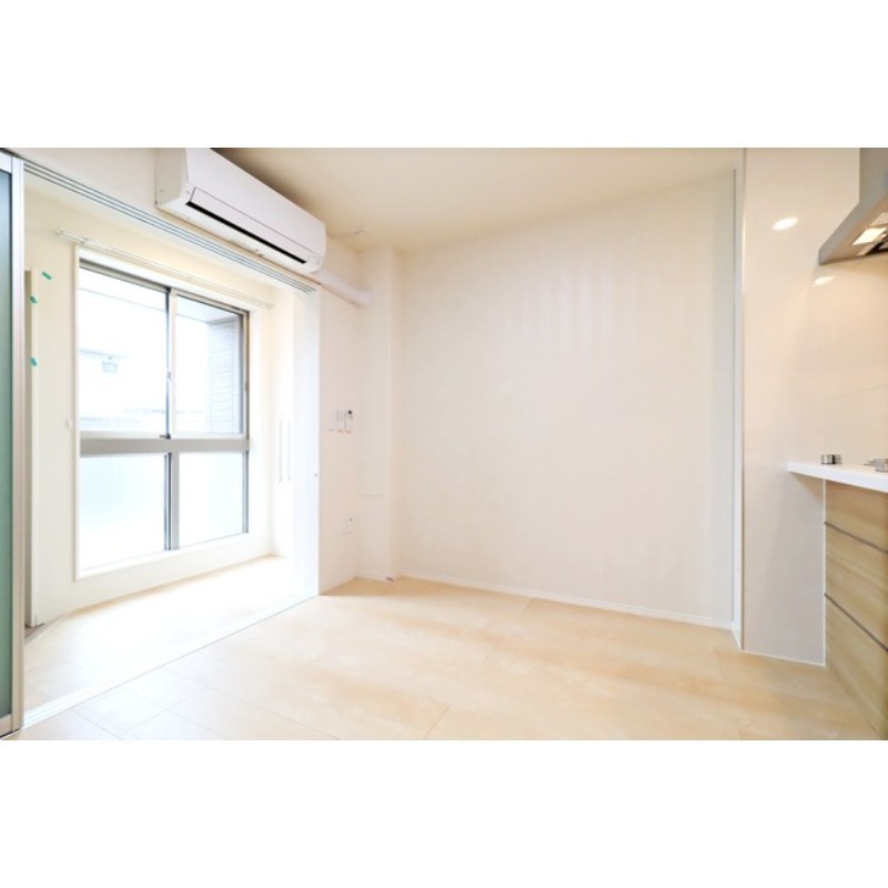 居室・リビング　図面と現状に相違がある場合には現状を優先