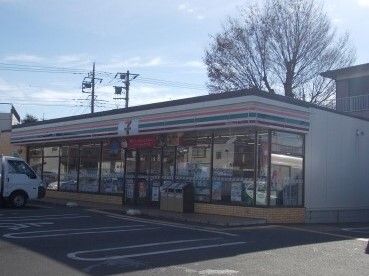 コンビニ　セブンイレブン上尾平方店（コンビニ）まで920m