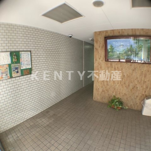 ロビー　建物の内部です