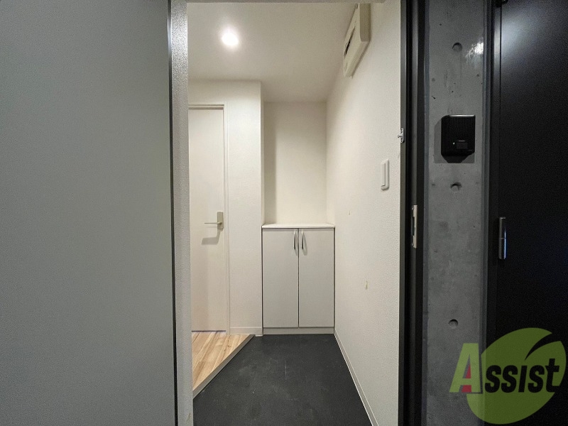 玄関　玄関の様子です。明るい印象ですね。気分もあがりそう。