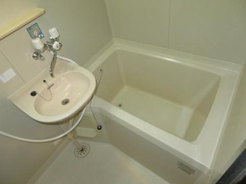 バス・シャワールーム　バス（イメージ）