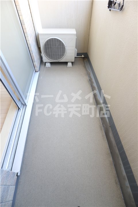 バルコニー　バルコニー