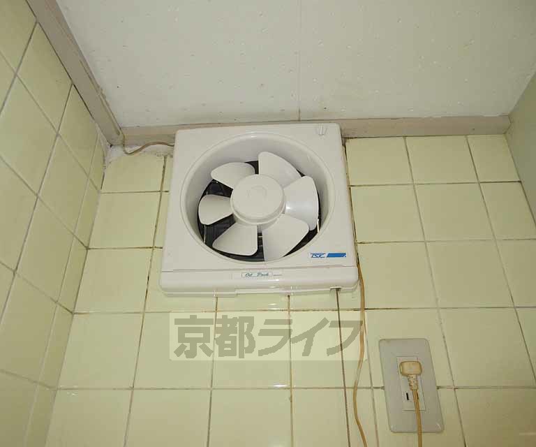 その他設備　換気扇付いてます！